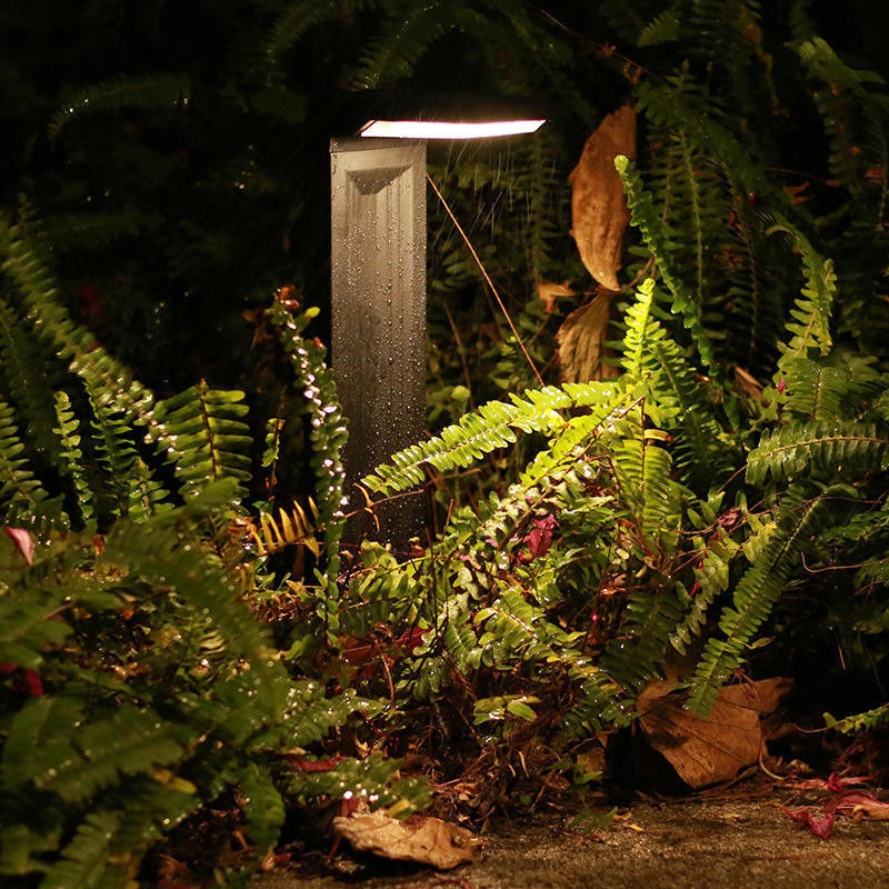 Lampade da giardino a bolletto solare a LED per la decorazione di percorsi esterni a energia solare