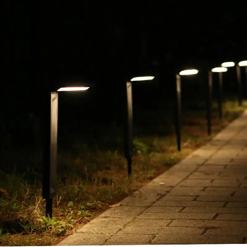 Lampade da giardino a bolletto solare a LED per la decorazione di percorsi esterni a energia solare