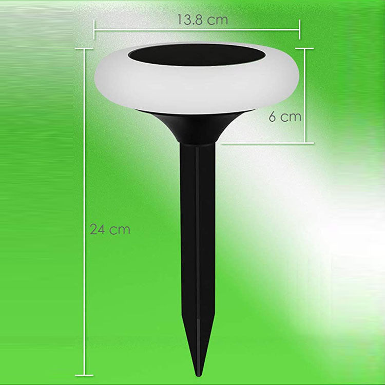 Luce paesaggistica a energia solare per illuminazioni decorative esterne colorate in Garden Villa