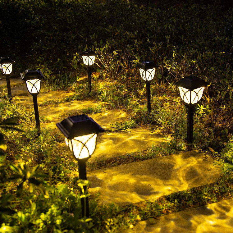 Lampada per prato esterno Lampada per passeggiata Lampada per giardino con Led Ip65 Lampada solare impermeabile