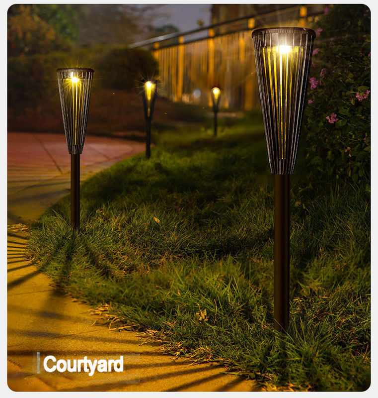 Lampada solare a LED impermeabile per giardino nel cortile della villa Temperatura di lavoro -10 60C