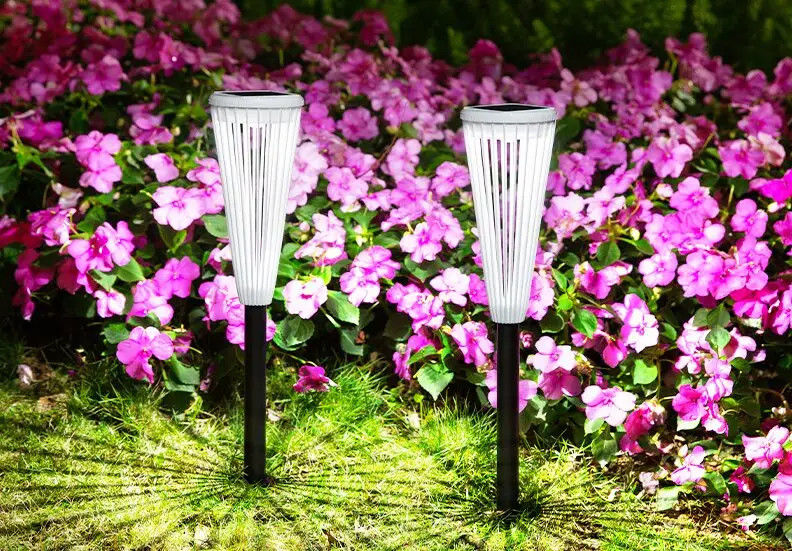 Lampada solare impermeabile per giardino per prato Paesaggio Comunitario Villa Decorazione floreale