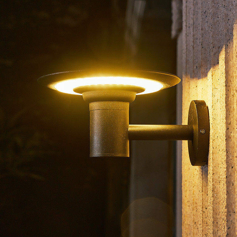 2- Lampada a LED solare impermeabile per paesaggio esterno Temperatura di lavoro -20 60C