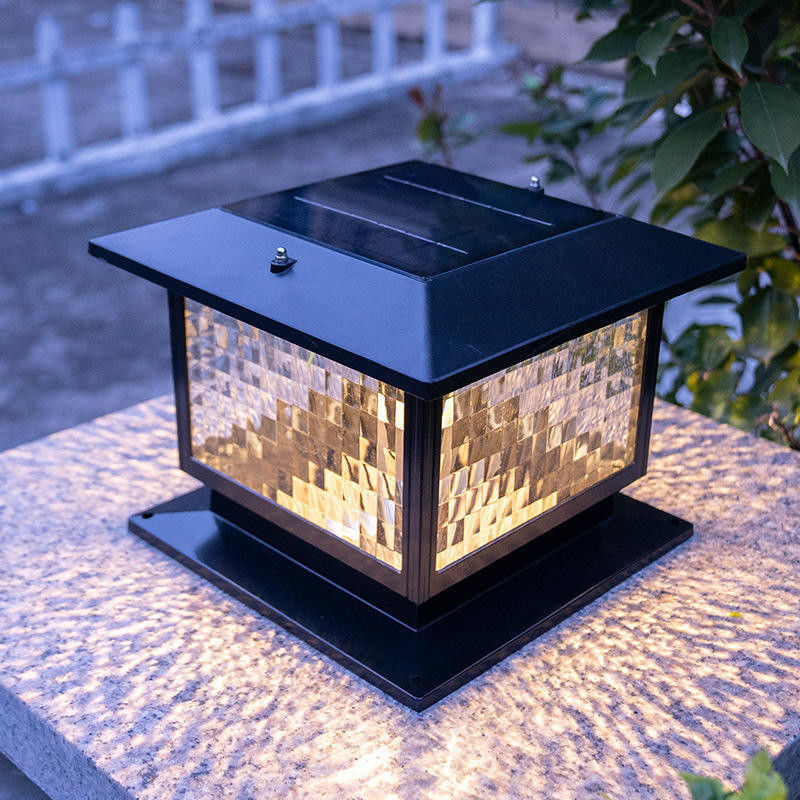 Lampada a pilastro solare moderna per esterno per l'illuminazione del parco nel cortile Voltaggio di ingresso V 3.7V