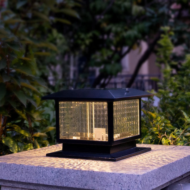 Lampada a pilastro solare moderna per esterno per l'illuminazione del parco nel cortile Voltaggio di ingresso V 3.7V