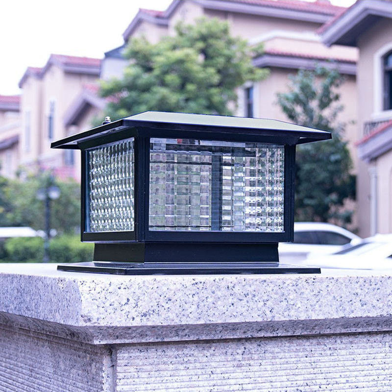 Lampada a pilastro solare moderna per esterno per l'illuminazione del parco nel cortile Voltaggio di ingresso V 3.7V