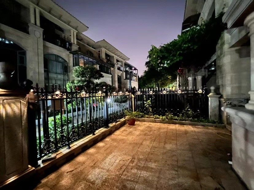 1.2V Input Voltage Outdoor LED Solar Power Step Lamp per l'illuminazione dei muri del giardino