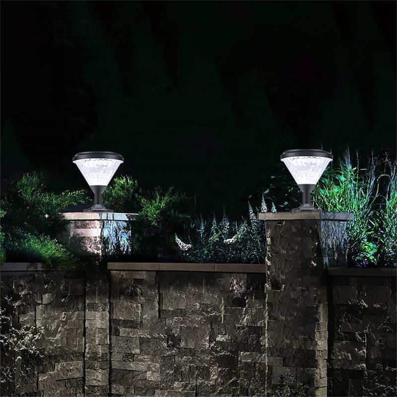 Tipo europeo IP65 Lampada impermeabile Cortile Pianta solare a LED Pianta di giardino a pianta di giardino per esterni