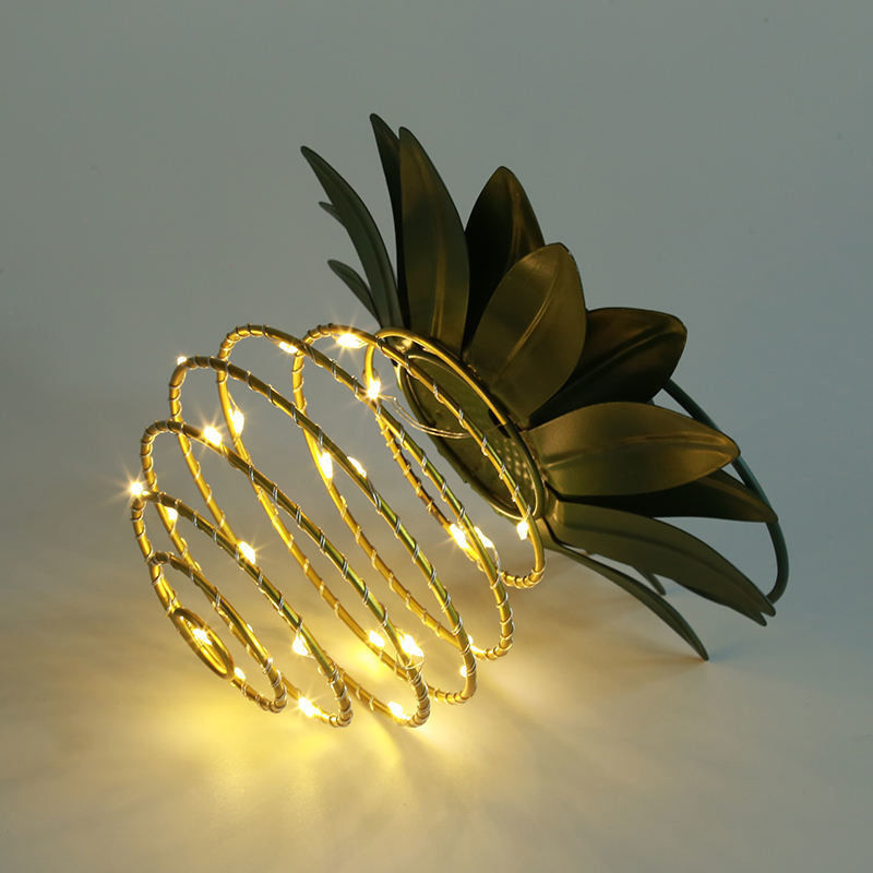 Lampada Flusso luminoso Lm 15 Lanterna solare di ananas per la decorazione del giardino paesaggistico