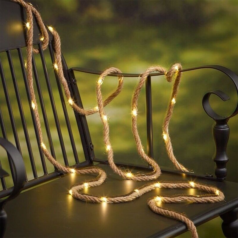 Lampada di luce solare a LED per la strada Lampada a filo di rame a LED per il giardino per una facile installazione