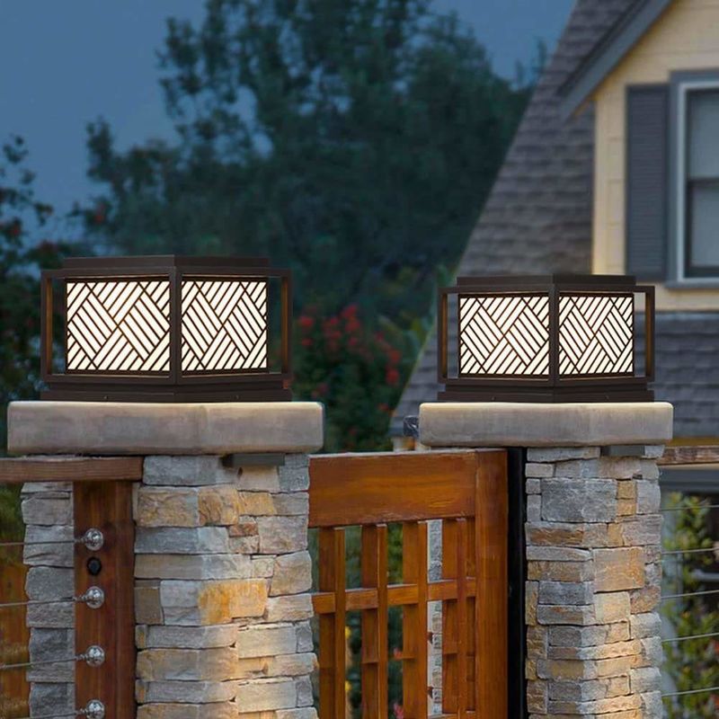 Luce da giardino solare Semplicità Luce da palo acrilica per moderne soluzioni di illuminazione esterna