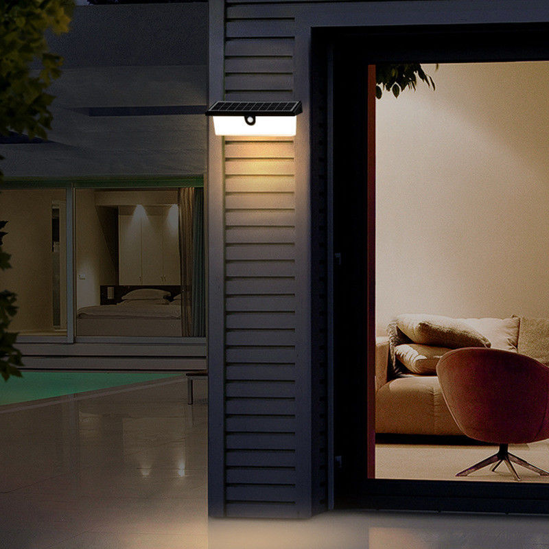 Lampada a parete solare impermeabile all'aria aperta a LED sensore di movimento Lampada decorativa per il muro del giardino