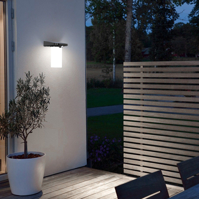 Lampada da parete all'aria aperta a LED 6w Sensore di movimento di luce bianca Lampada da parete per balconi Giardini Patios Cortile