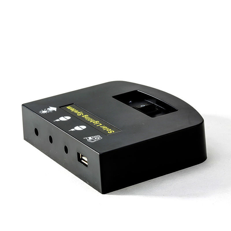Panello solare Dimensione 350*460*17mm Kit di luce solare con 4 lampadine a led per l'illuminazione della rete
