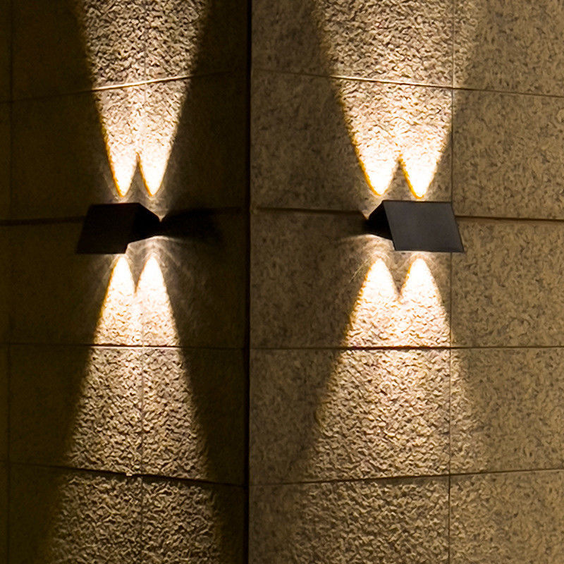 2800-3200K Temperatura del colore Luci solari per il cortile esterno