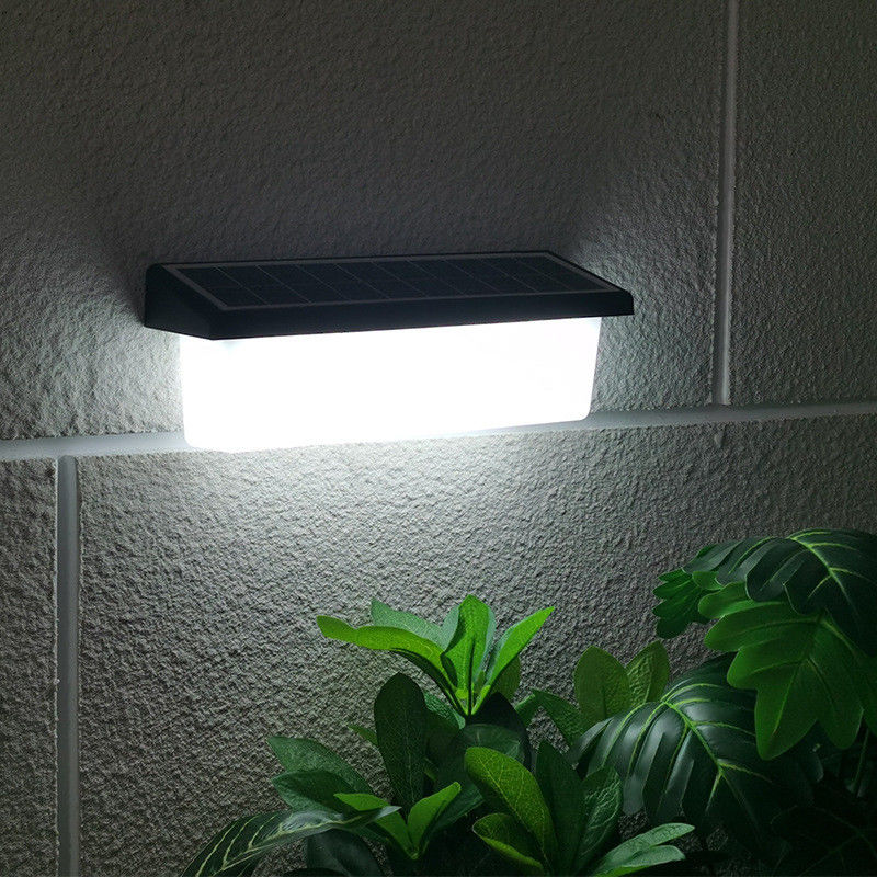 Villa Hotel Giardino esterno luce solare LED a muro con sensore di movimento e telecomando
