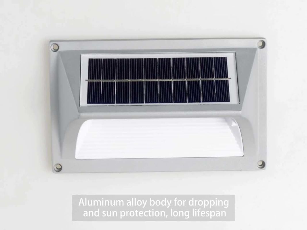 50000 ore di tempo di lavoro caldo bianco LED lampada solare per il muro per le vostre esigenze