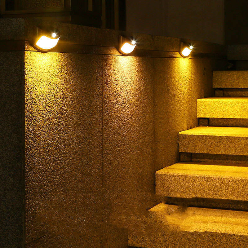 Illuminazione per cortile esterno a prova d'acqua Controllo della luce a led luce solare per parete luce per giardino