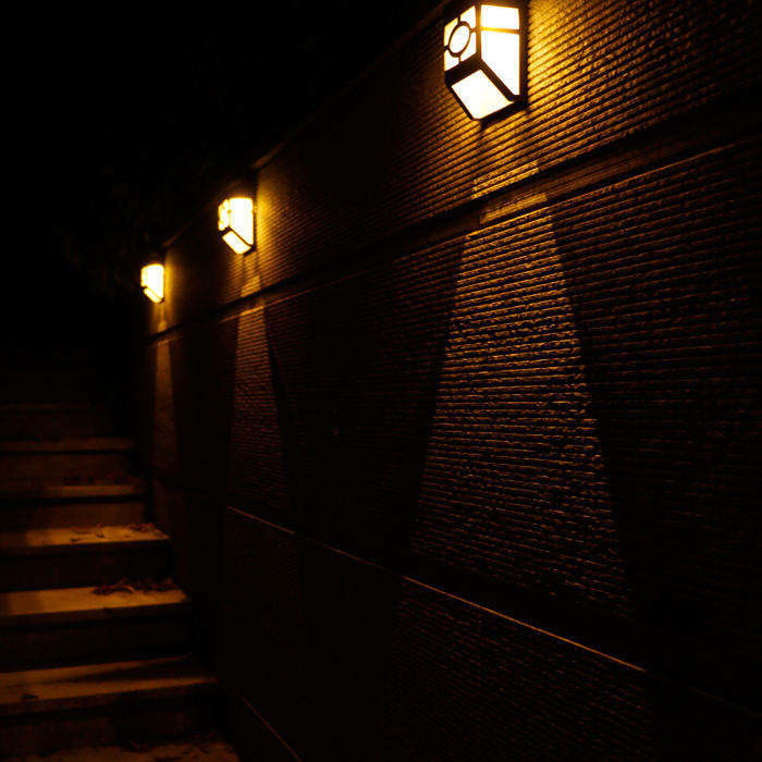 Lampada Efficienza luminosa lm/w 90 luce solare wireless esterna per il muro portico giardino