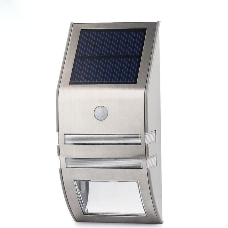 Lampada solare esterna con materiale in acciaio inossidabile impermeabile e sensore intelligente