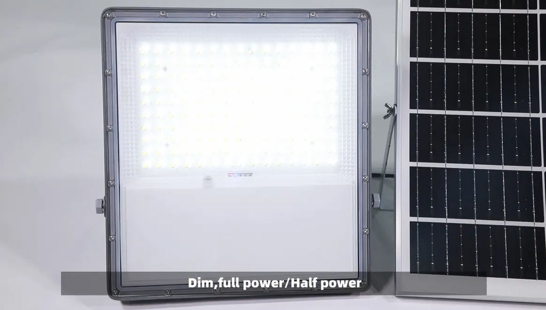 Peso del prodotto ((kg) 1,6 Alta luminosità 200w Luci a inondazione solari per parcheggio da giardino