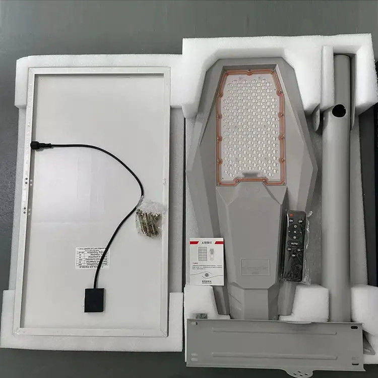 Lampade a LED solari 300w 400w 500w 200lm/W Ip66 Lampade solari Illuminazione per uso commerciale
