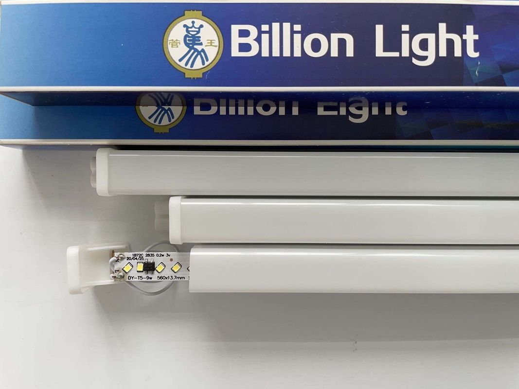 3000k Led AC165-265V 50/60Hz T5 Tube Light Materie prime Opzione migliore per 1200mm Lunghezza